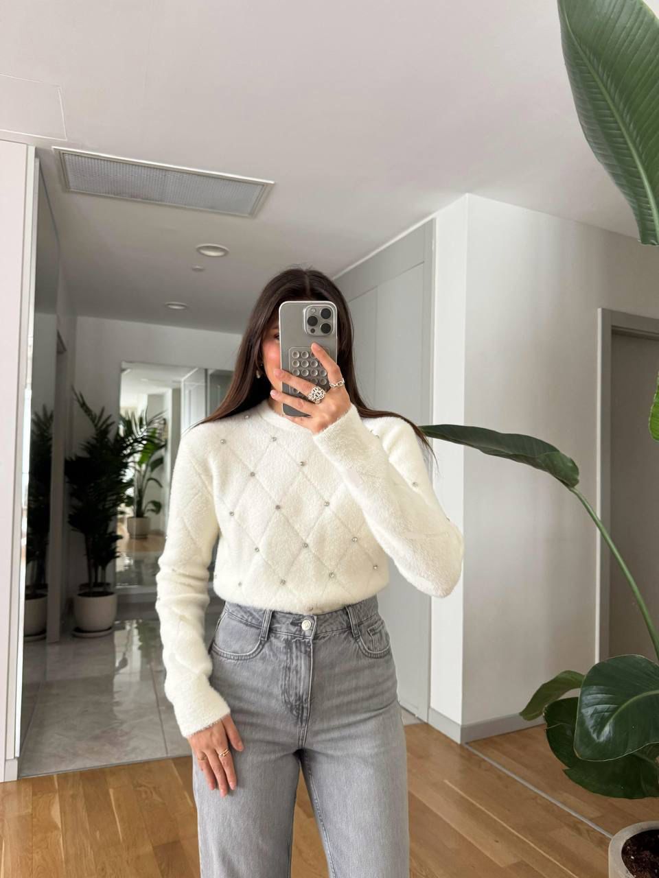 İnci ve Taşlı Kazak