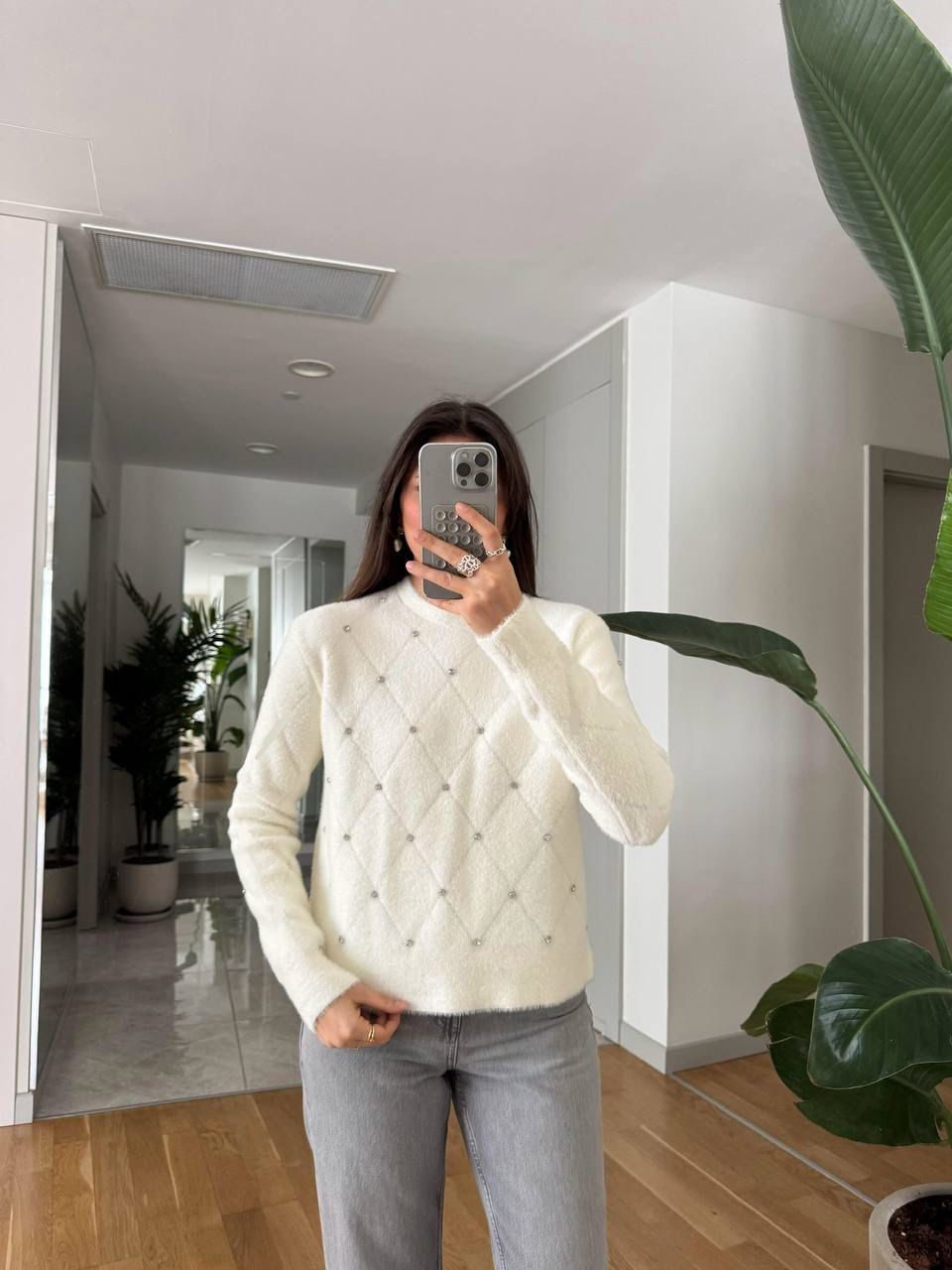 İnci ve Taşlı Kazak